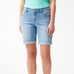 Tommy Bahama denim Bermuda shorts